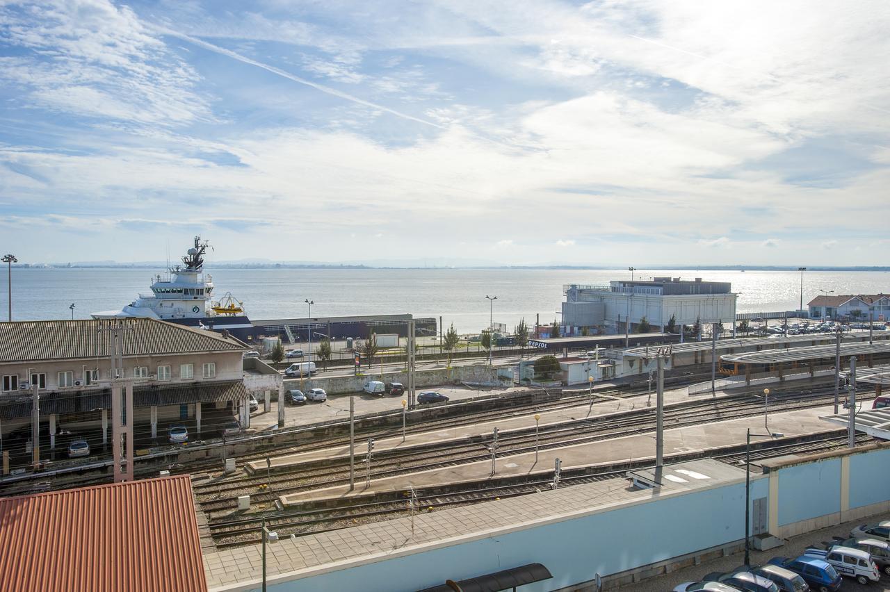 Apolonia 3 Frontal River View Lisboa 外观 照片